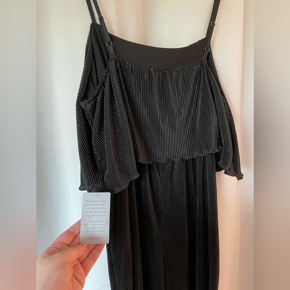 NWT Pleated Pantsuit, stretchy and shiny! - Picture 2 of 4